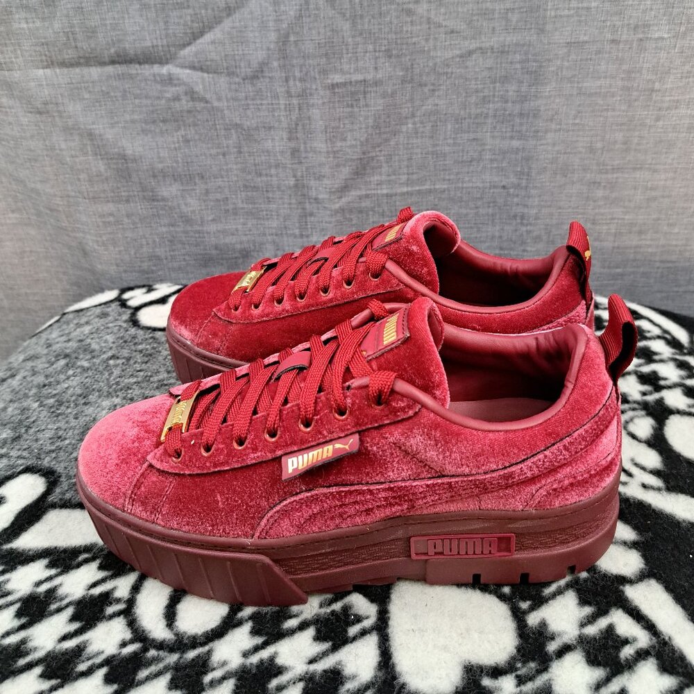 %Puma Mayze Velvet Tibetan Red Womens Size 8 / A 44